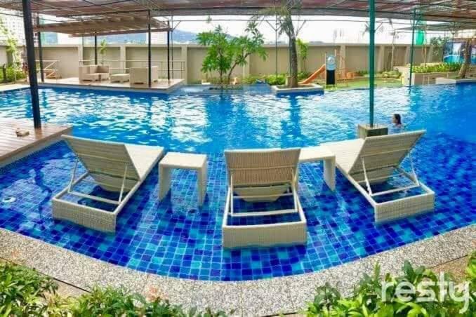 Horizon 101 A8 5Mins Walk Robinson Mall And Bar Cebu Exterior foto